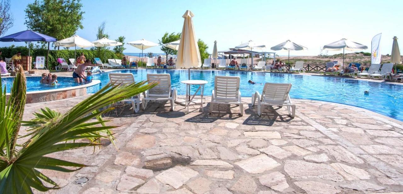 Oasis Del Mare Beach Front Hotel Lozenets Exterior photo